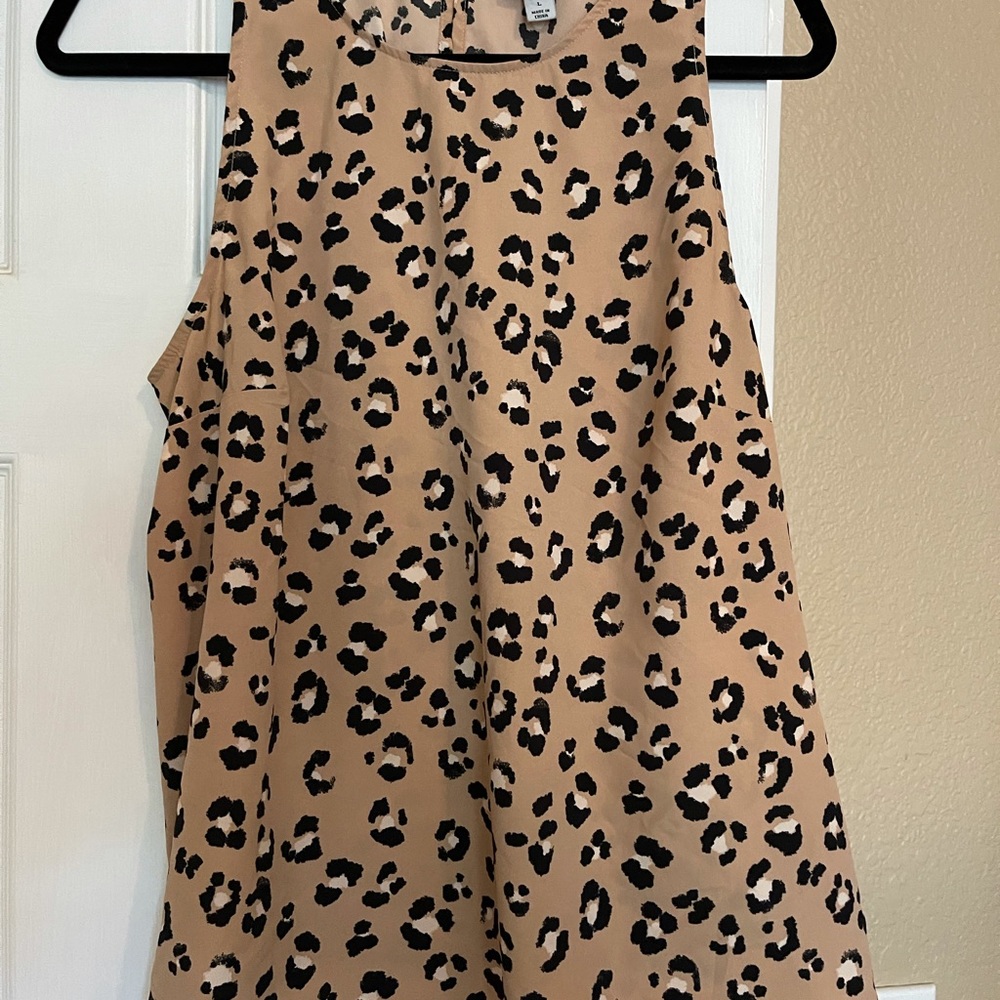 Women’s Leopard Sleeveless Blouse
